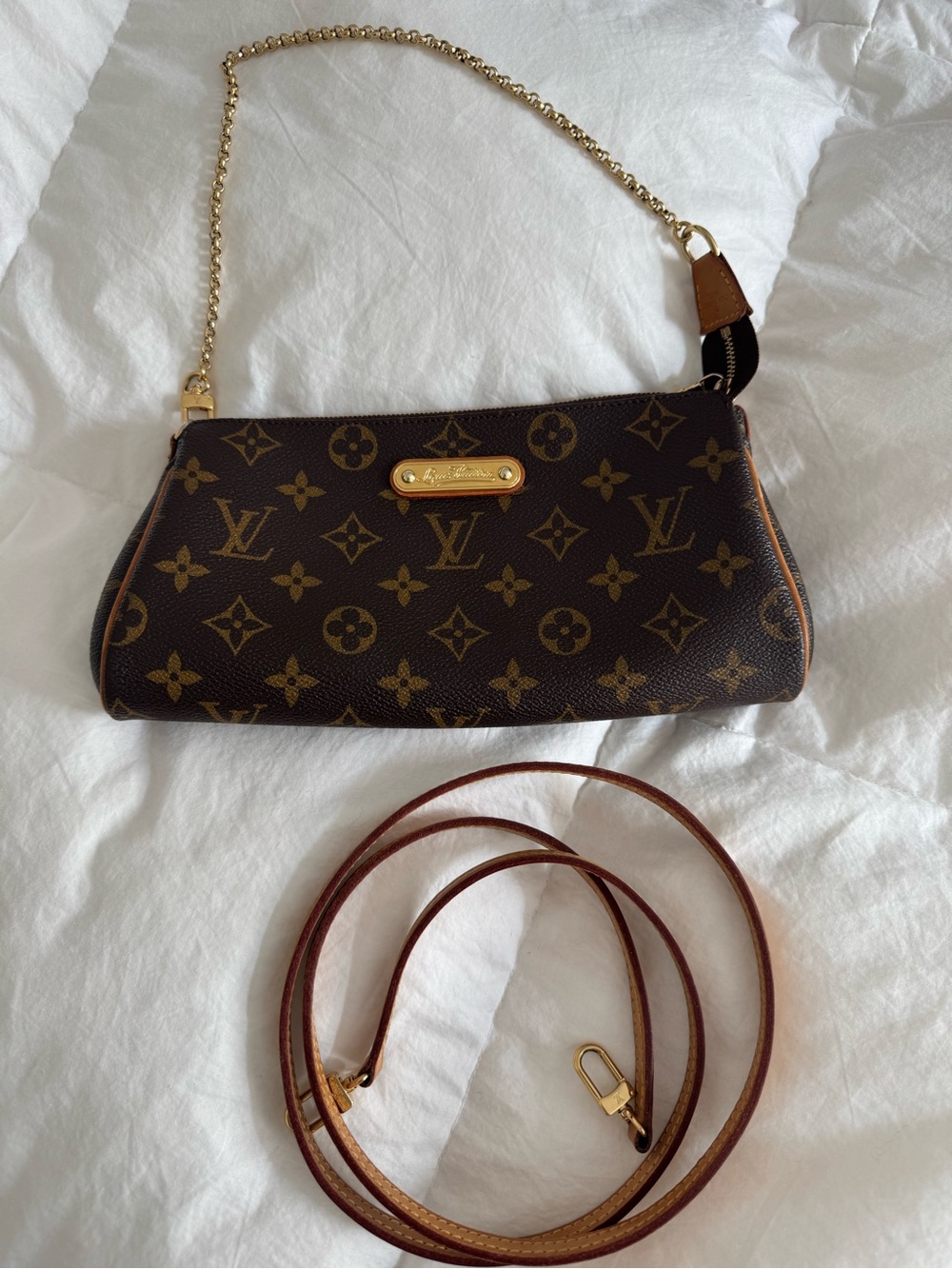 🌸 Louis Vuitton Monogram Eva Pochette